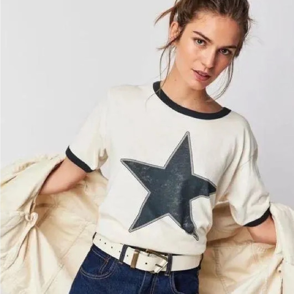 Please READ Daydreamer ⚠️⚠️⚠️with pinhole⚠️⚠️⚠️ FLAW XS star ringer blue/white
